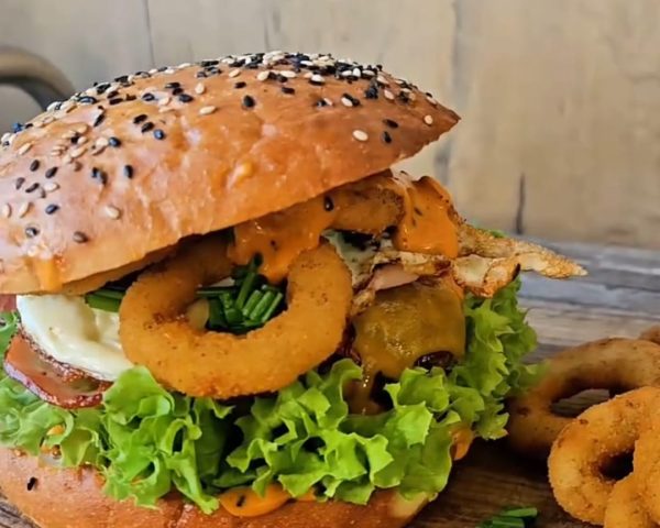 Burger Z Jajem
